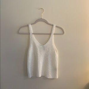 white crochet crop tank ✨☀️